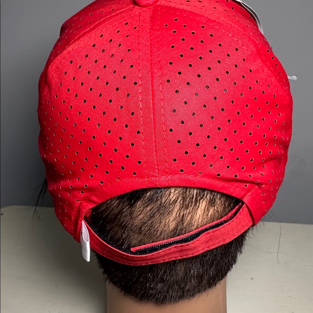 Puma new Bold Red breathable athletic Hat - Picture 5 of 9